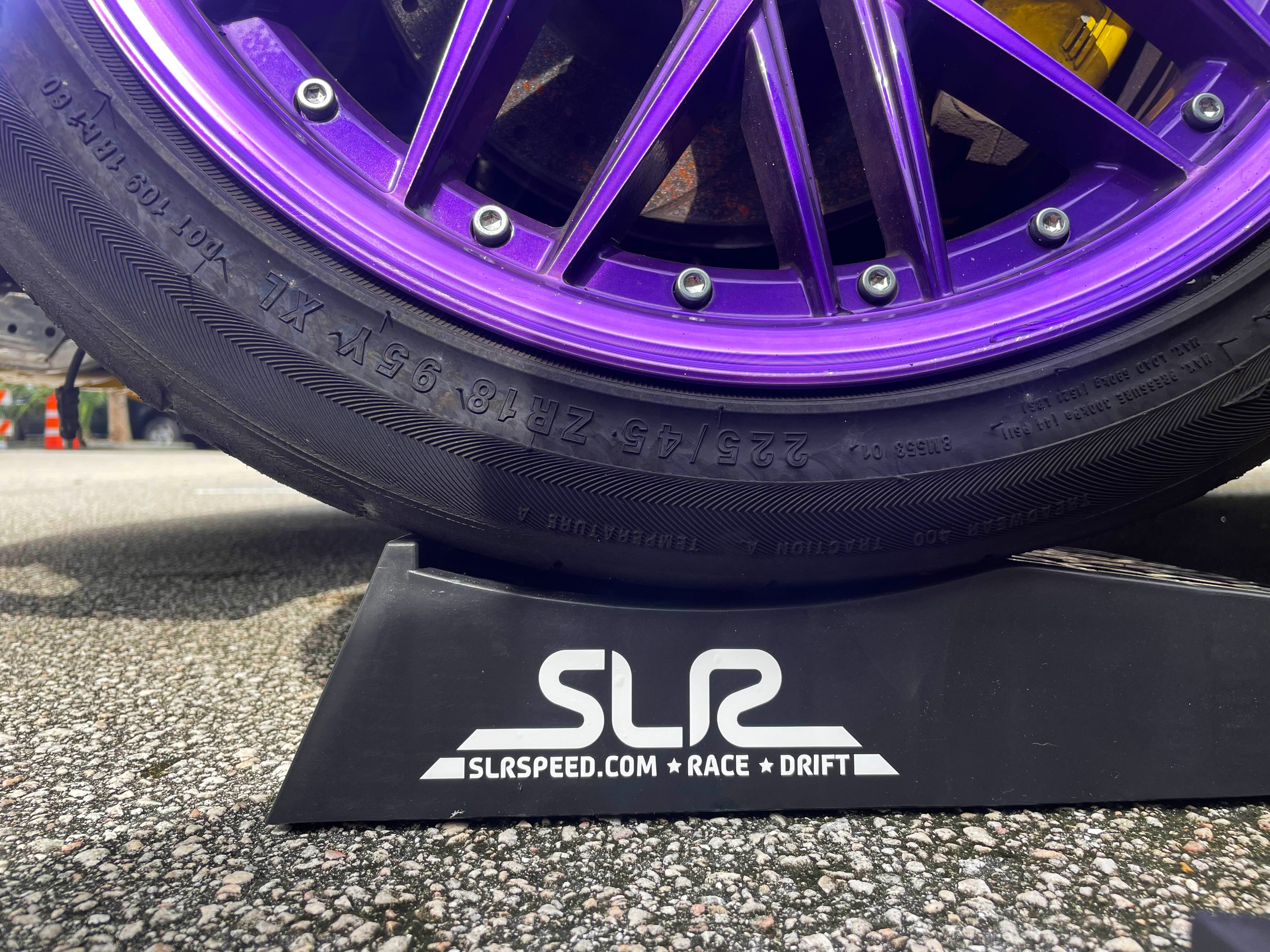 SLR Low Profile Race Ramps for 350Z - Split-Style for Easy Jacking - Image 4
